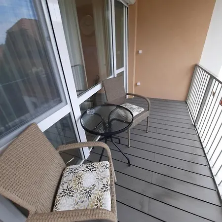 Gizella Apartament *