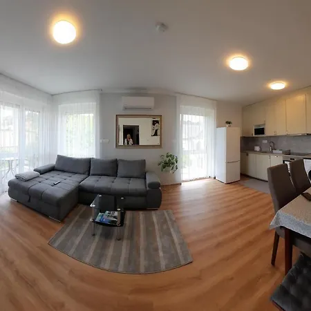 Gizella * Балатональмади